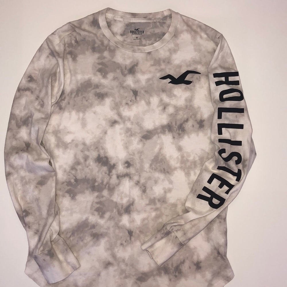 Hollister long sleeve t-shirt (SOLD)